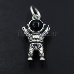 Подвеска серебро 925 пр. космонавт